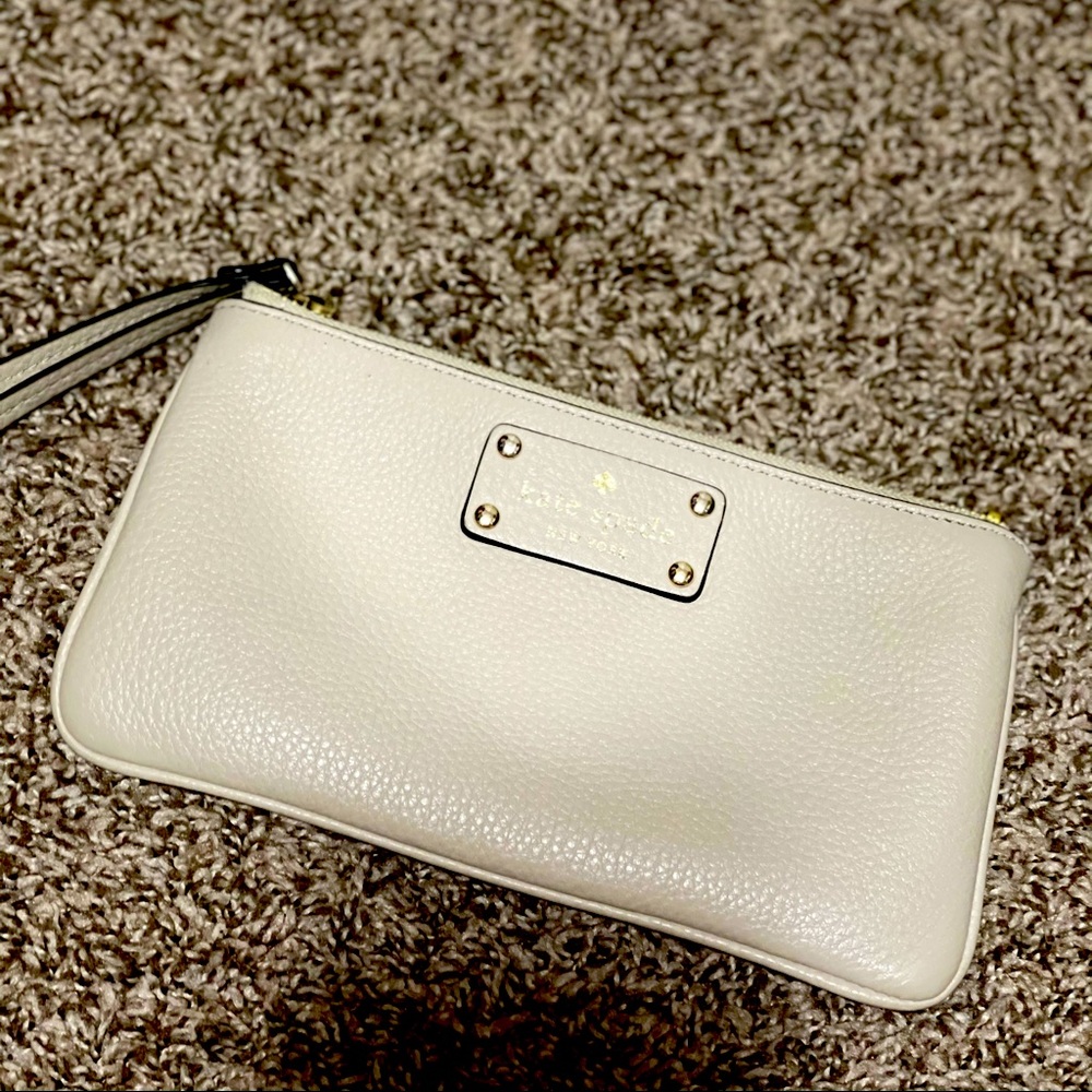 Katespade cute wristlet
